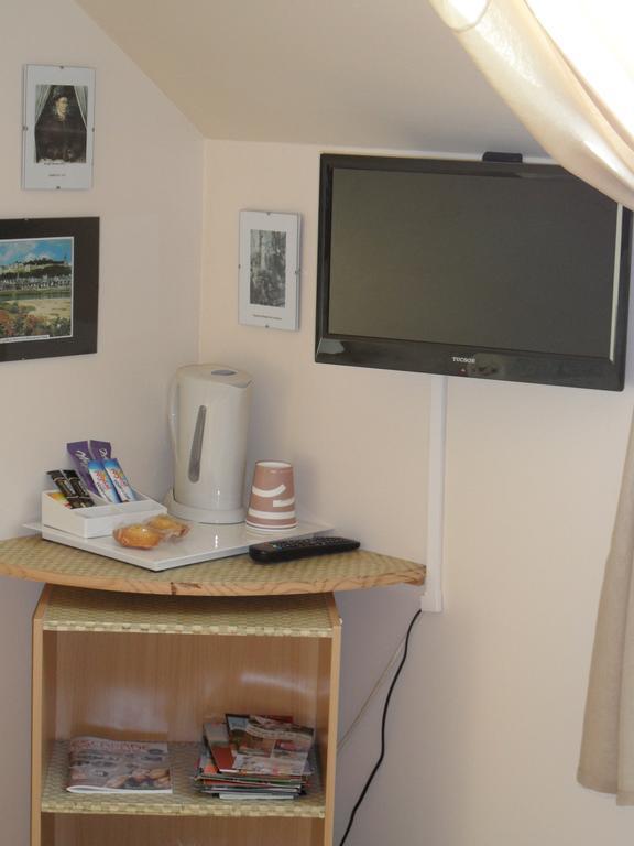 Au Repos Saint-Jean Bed & Breakfast Chinon Dış mekan fotoğraf
